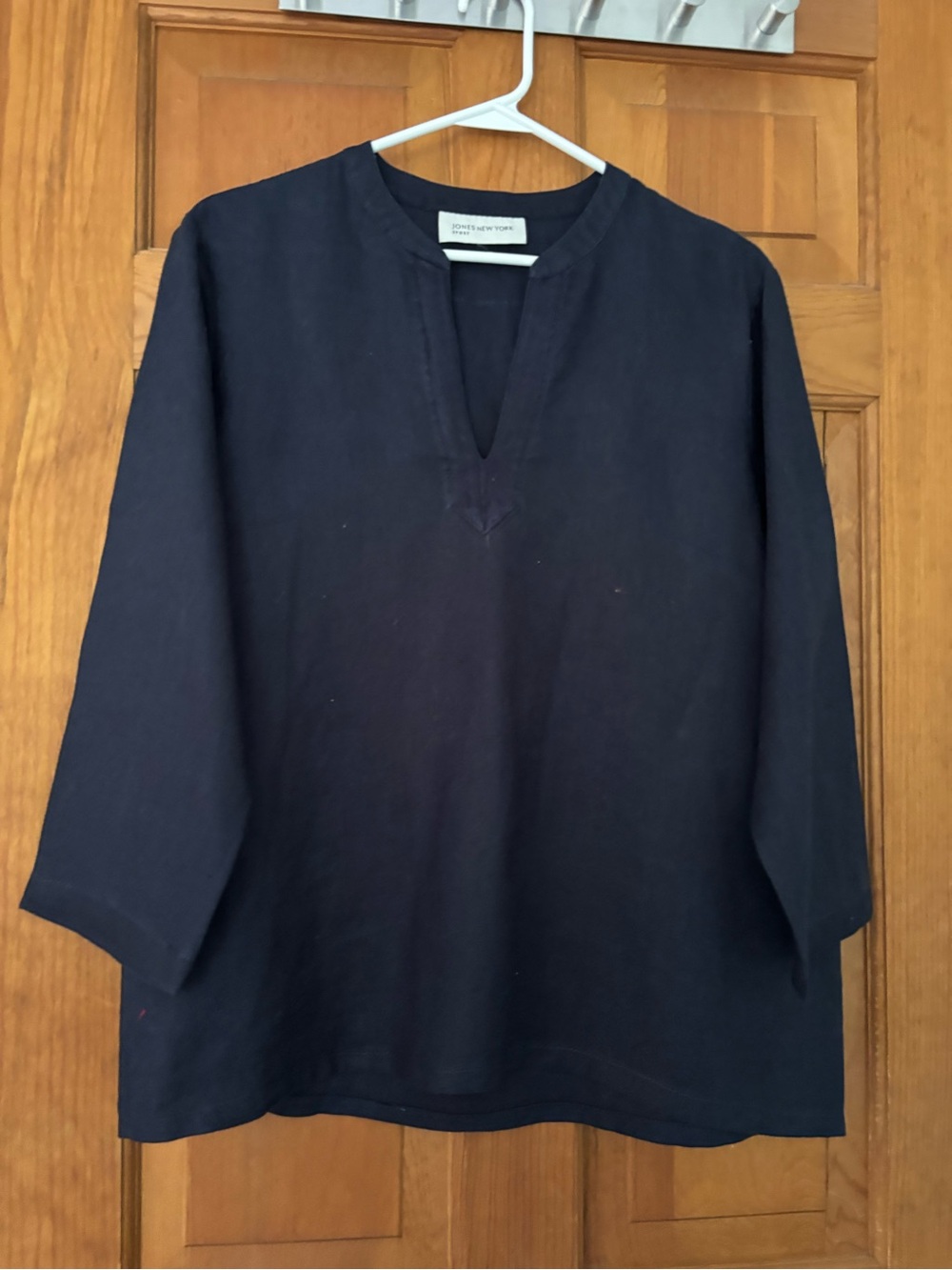 Jones New York Sport Navy Linen Top                       Medium / Large